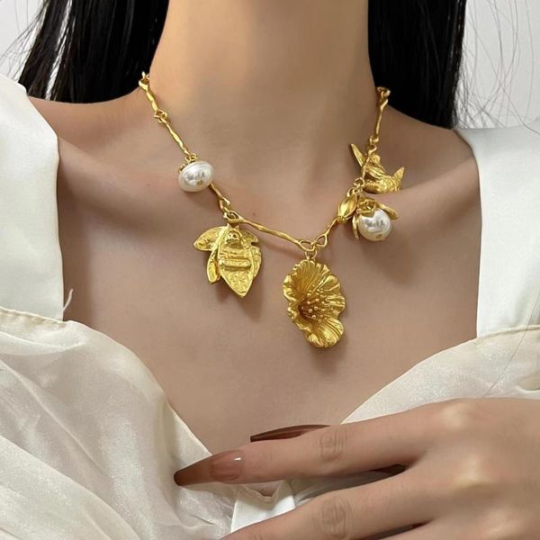 Correntes vintage cor de ouro flor pássaro folhas encantos pingente colares para mulheres senhora delicada pérola coreana gargantilha gótico jóias presentes