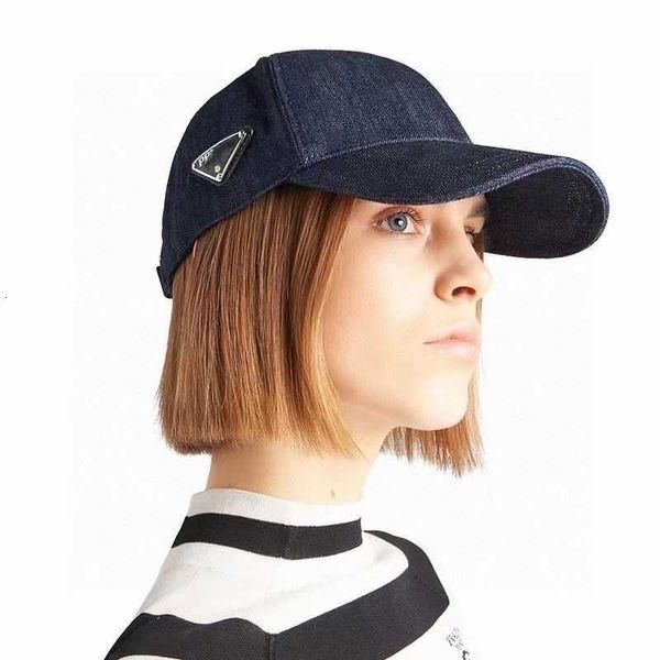 Pr-a Hat Бейсбольная шляпа Мячная шляпа Модная брендовая шляпа P Домашняя джинсовая шляпа с перевернутым треугольником и утиным языком INS Show Face Small 2 цвета