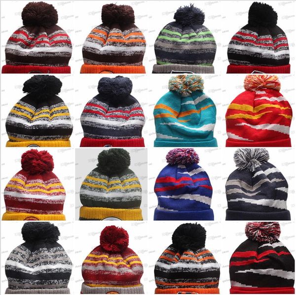 2023 Novos gorros quentes de inverno feminino com Pom Fashion Street Out Door para todos os times de futebol com punho de malha chapéu masculino listrado Desinger caveira de malha