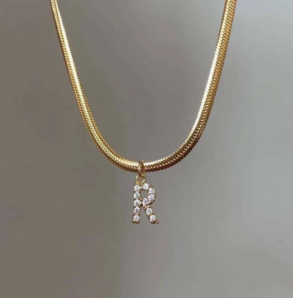 Collier pendentif lettre initiale en Zircon incrusté, populaire pour les femmes, chaîne en or, breloques mignonnes, Collier avec lettres de l'alphabet, bijoux, cadeau pour amis