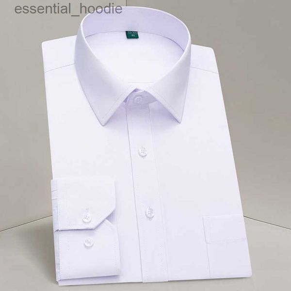 Camicie eleganti da uomo Taschino sul petto Camicia formale bianca Uomo per affari Solido Abito sociale Camicie da uomo Manica lunga Lavoro ufficio Azzurro nero rosa L230921