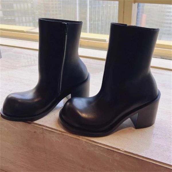 Botlar deri ayakkabı bayanlar için yan fermuarlar siyah kadınlar yuvarlak ayak ayak parmakları yüksek topuklu tasarımcı botas katı şasası femme