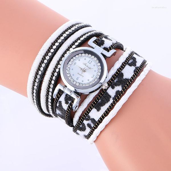 Armbanduhren 100 teile/los 918043 Leopard Print Wrap Around Leder Uhr Silber Fall Lange Gürtel Eleganz Armbanduhr Mode Kristall Quarz