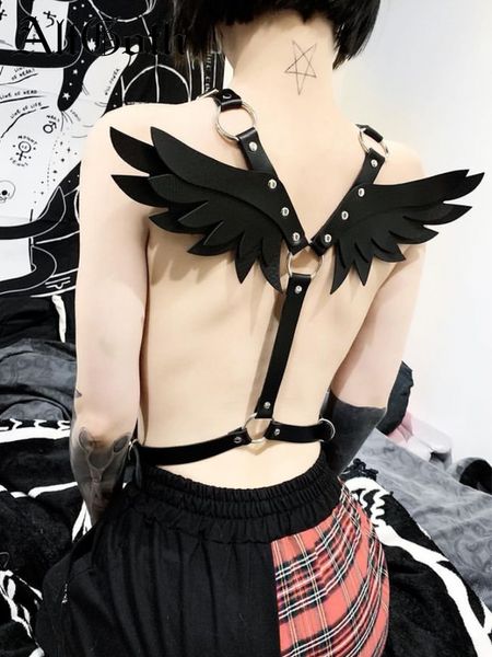 Hosenträger AltGoth Harajuku Mall Goth Angel Wings Harness Sexy Gothic Gürtel Punk Mode Dunkelschwarz Pu Leder Strumpfgürtel Frauen Clubwear 230921