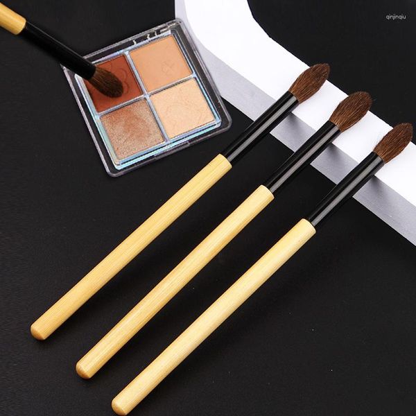 Pincéis de maquiagem 1 pc Cavalo Cabelo Vinco Blending Brush Eyeshadow Kit Cosmético Punho De Madeira Eye Blender