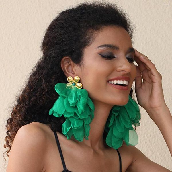 Stud Küpe Mizaç El Yapımı Çiçek Pamuk Pamuk Kadınlar Uzun Tasarım Suyu Tatil Moda Abartılı Kulaklık Aksesuarları