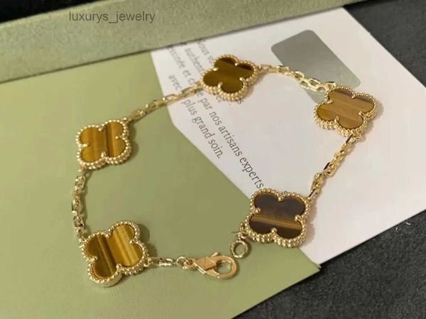 Braccialetti firmati Designer Jewelrys 2023 Bracciale Van Clover Bracciale in oro 18 carati con ciondolo a forma di amore, gioielli con diamanti in cristallo scintillante