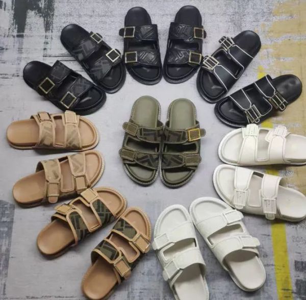 Top-Qualität Freizeitschuhe Designer Hausschuhe Baguette Frauen Nerz Slides Plattform Komfort Mules Sandal Scuffs mit Box