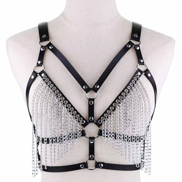 Sırıştırıcılar Avrupa ve Amerikan Kaya Seksi Deri Vücut Zinciri Sütyen Zincir Püskül Bikini Yelek Strap Strap Suskuk Punk Gotik Kemer 230921