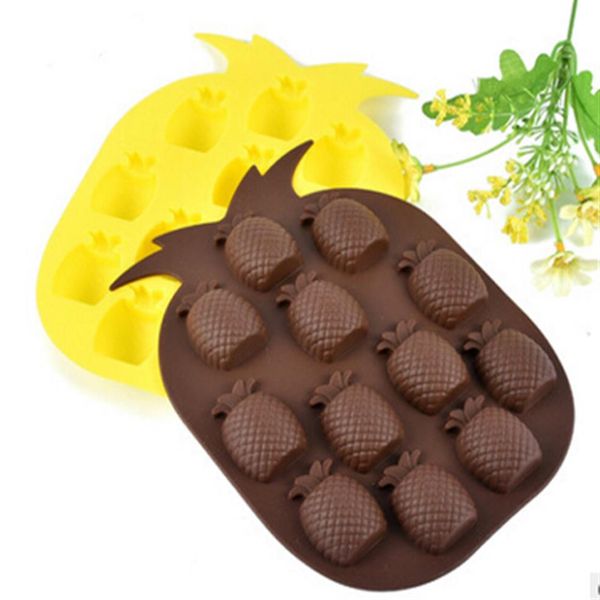 Vassoio per ghiaccio all'ananas Stampo per torta Stampo per sapone in silicone flessibile per sapone fatto a mano Candela Candy bakeware stampi da forno utensili da cucina ghiaccio m285u