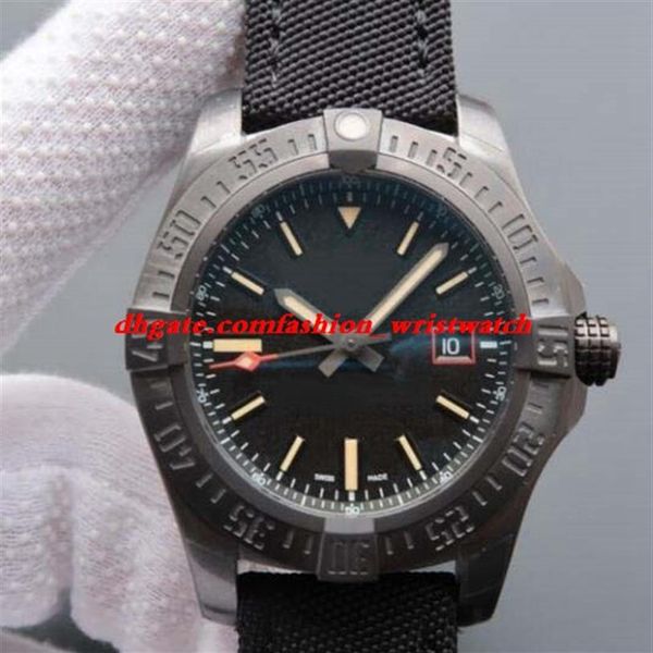 Relógio de luxo Blackbird Black Nylon 44mm Black Titanium Mens Watch V1731110 Automático Moda Masculina Relógios de Pulso243h
