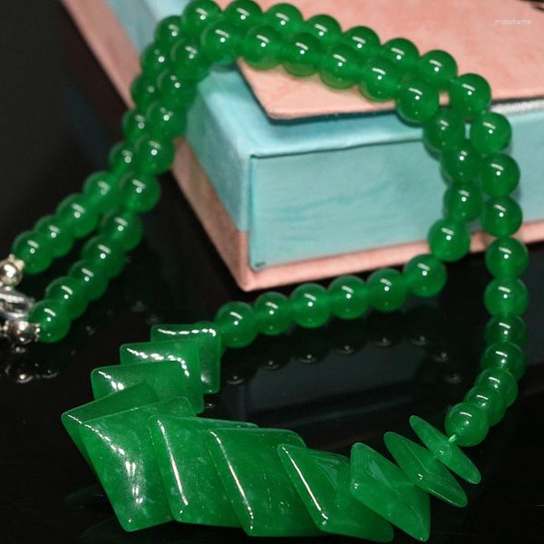 Ketten Grüne Malaysia Jade Chalcedon Stein Perlen 10-17mm Quadrat Diagonal 6mm Runde Halskette Für Frauen Schmuck 18 zoll B631-1