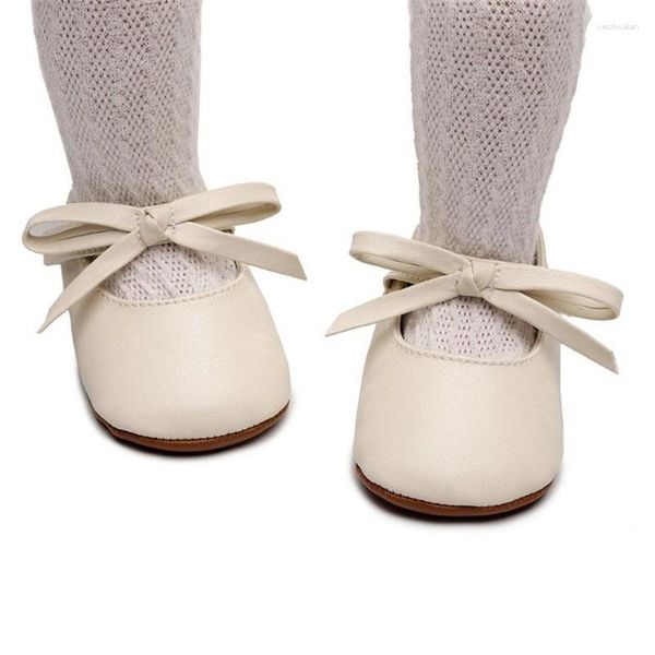 Primeiros caminhantes BeQeuewll Baby Girls Mary Jane Sapatos Bowknot PU Princesa Flats Casual Andando para Nascido Infantil Criança