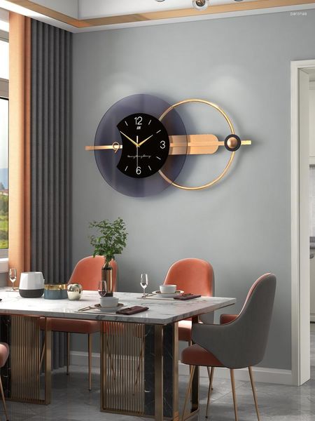 Orologi da parete Orologio grande silenzioso Quarzo Numeri dorati Batteria Acrilico Design moderno Relogio Parede Accessori per la casa Zegar