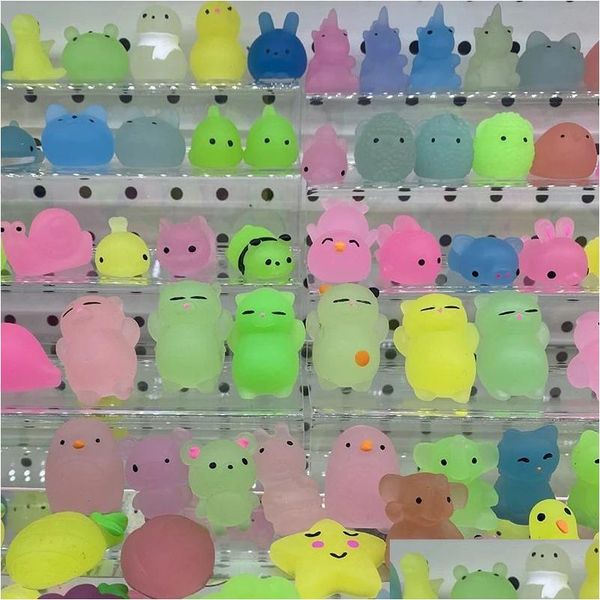 Brinquedo de descompressão Diferentes brinquedos bonitos luminosos Mochi Squishy Cat Slow Rising Squeeze Cura Fun Kids Kawaii Adt Reliever Drop Deliv Dh9P3