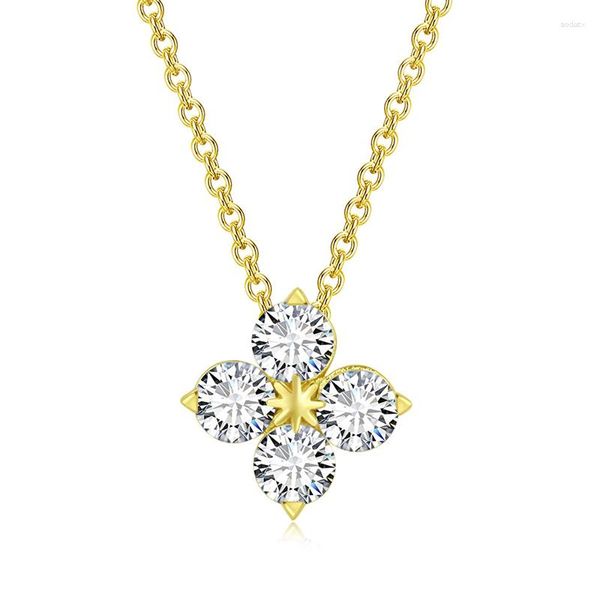 Catene Bianco CZ Zircone Collana con ciondolo a quattro trifogli Fiore petalo Placcato oro Catena per collare per le donne Festa Vita quotidiana Regalo di Natale