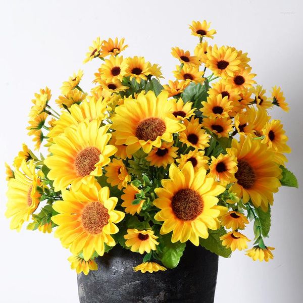 Fiori decorativi Bouquet di girasoli in seta artificiale con stelo Girasoli finti Disposizione a margherita per decorazioni natalizie per matrimoni, giardini domestici