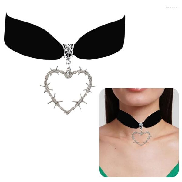 Ожерелья с подвесками, уникальное ожерелье из железной проволоки в форме сердца, простые и элегантные черные бархатные ключицы