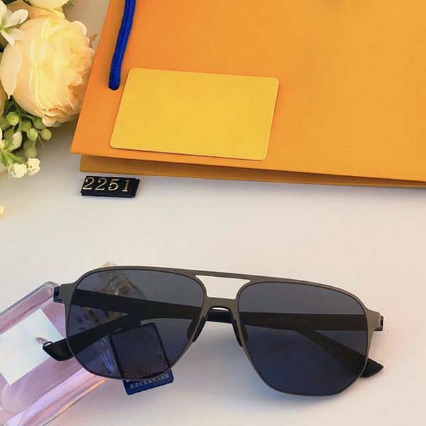 Série clássica Homens Óculos de Sol de Metal Confortável Linha Suave Design Destaques Dinâmico Proteger Armação de Olho Elegante Óculos Masculinos Óculos de Condução Com Caixa 2251