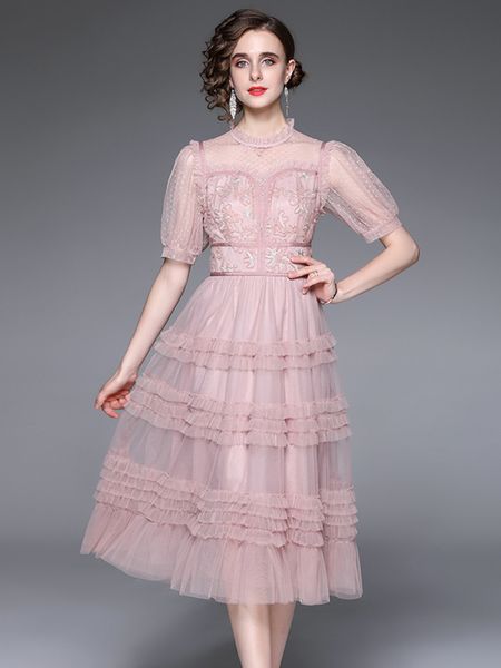 Grundlegende Freizeitkleider 2024 A-Linie Neue Modedesignerin Runway Sommer Rosa Netzkleid Damen Puffärmel Rüschen Urlaub Elegante lange Kleider Vestidos