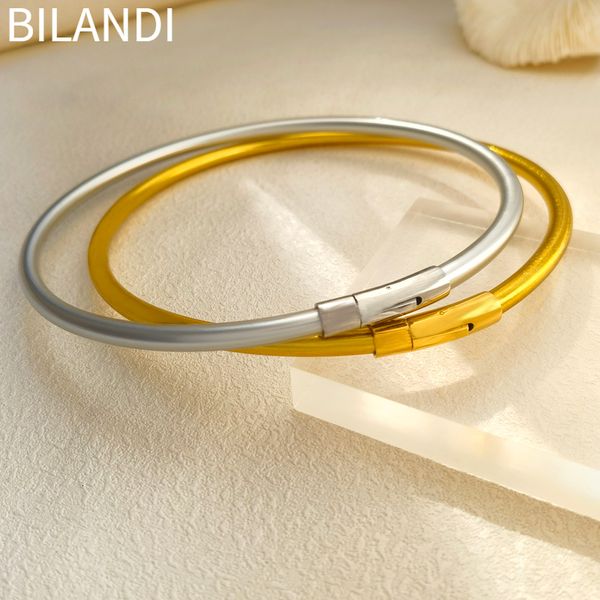 Girocolli Bilandi Gioielli moderni Collana in silicone morbido per le donne Dichiarazione di moda Collana girocollo color oro per le donne Regali femminili 230923