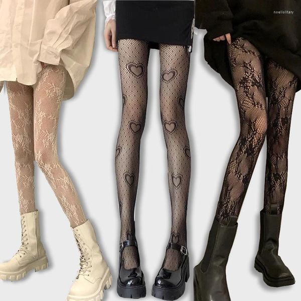 Calzini da donna Collant Lolita Leggings per ragazze JK Calze a rete scavate Collant in pizzo con fondo giapponese Calza nera in rattan floreale