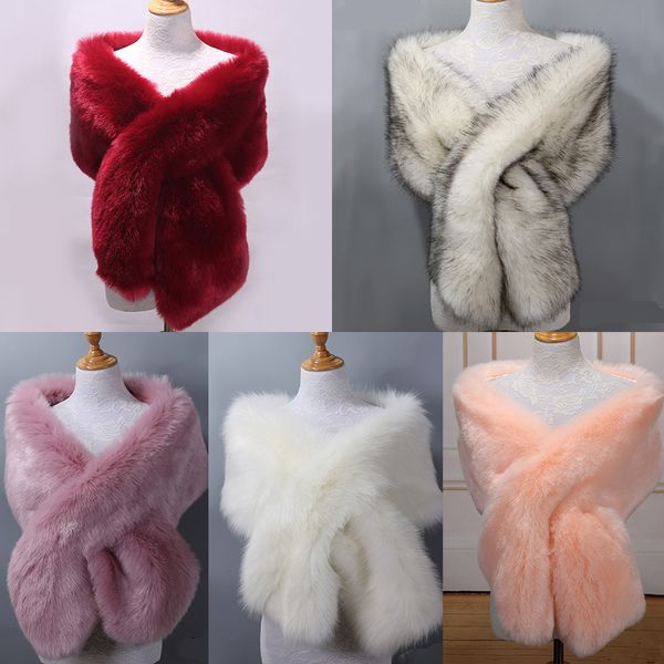 Pelliccia da donna Pelliccia sintetica Autunno Inverno Lusso Scialle in pelliccia sintetica Sciarpe da donna Sciarpa in peluche Stola Coprire per la festa nuziale Coprispalle in pelliccia da sposa Mantello lungo avvolgente 230923