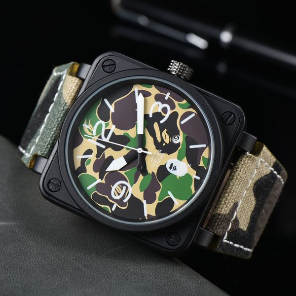 2023 Herren Automatische mechanische Armbanduhren Bell Brown Lederuhr Black Ross Rubber Uhren Armbanduhr Herren Luxus Modeuhr Armbanduhren Hohe Qualität B-06