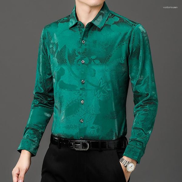 Camisas casuais masculinas 2024 luxo veludo verde escuro para homens borgonha tamanho grande blusa veludo flores senhores roupas claret vermelho tops