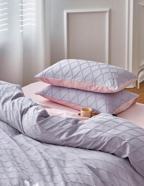 Bettwäsche-Sets, leichtes Luxus-Nordic-INS-Französisch-Creme-Premium-Vierteiler-Set aus Bettwäsche und Bettbezügen aus reiner Baumwolle mit faltigem Garn