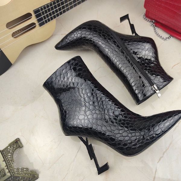 Stiefel mit Alligatorprägung, Damen-Stiefeletten aus Lackleder mit schwarzem Absatz, Schlangen-Absatz-Stiefel, spitzer Zehenbereich, Buchstaben-High-Heels-Pumps, Damen-Designer-Schuhe