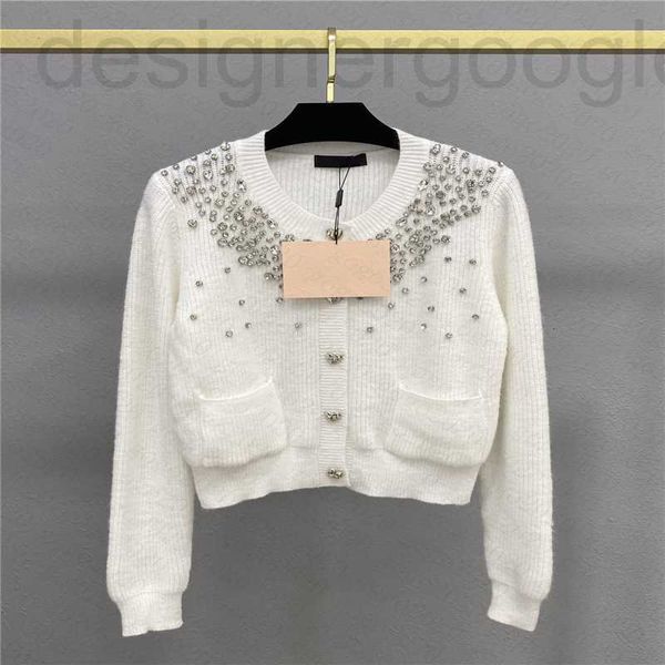 Damenpullover Designer 23 Strick-Cardigan-Designer-Oberteile mit Buchstabenknöpfen Strass Runway Brand Rundhals-Crop-Top-Shirt High-End-Elastizität-Outwear