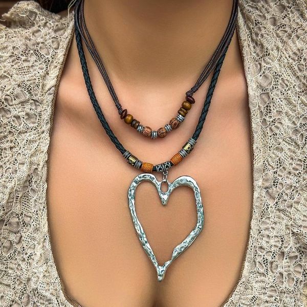 Catene Catena a corda lunga regolabile etnica con grande ciondolo a forma di cuore d'amore Collana girocollo da donna Gioielli a forma cava esagerati Steampunk