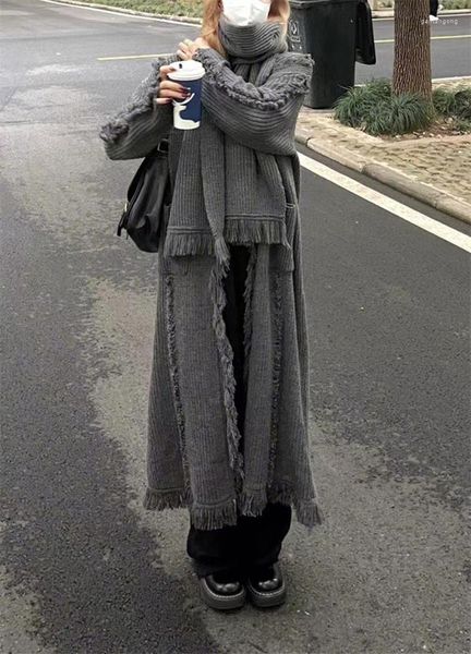 Cappotto maglione extra lungo con nappe lavorate a maglia da donna Cardigan lavorato a maglia allentato dal design ispessito autunno/inverno