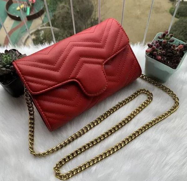 Designer-Tasche Damen Umhängetaschen Kleine Goldkette Umhängetasche Pochette Pu-Leder Handtaschen Geldbörse Clutch Bag Messenger Hobo Einkaufstasche Bauchtasche Geldbörse 21 cm * 5 cm * 14 cm rot