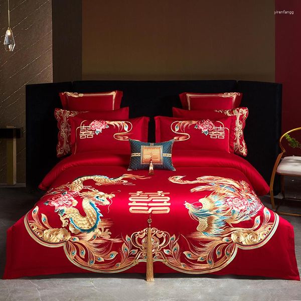 Conjuntos de cama Loong Phoenix Flores Bordado Conjunto Luxo Chinês Casamento Vermelho Jacquard Cetim Algodão Duveta Capa Cama Folha Fronhas