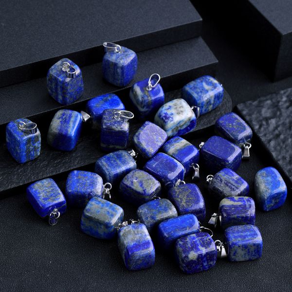 unregelmäßiger kubischer Naturstein Lapislazuli Charms Chakra Mini Blauquarz Jade Anhänger zur Schmuckherstellung