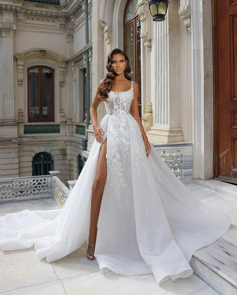 Plus Abiti da sposa eleganti linea A per donne Spalline sottili Applique in pizzo Illusione Pieghe drappeggiate Corte dei treni Abiti da sposa spaccati sul lato alto Pplique personalizzato