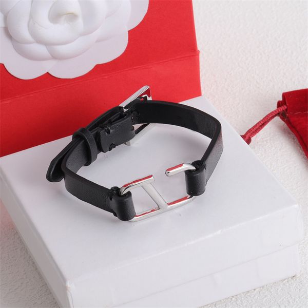 Designer de luxo pulseira pulseiras de couro para mulher amostra pulseira senhora jóias natal dia dos namorados presente pulseira com caixa