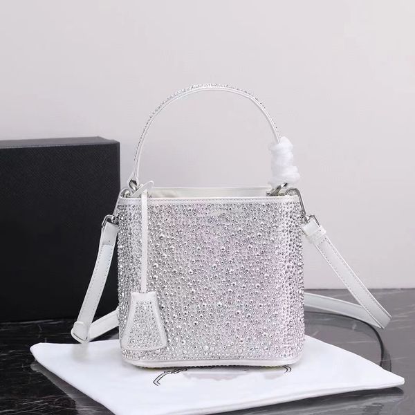 Top Quality Diamond Handbag Bucket Bag Hobo Bag Designer Sacos de Ombro para Mulheres Pack Fashion Tote Chains Hand Lady Presbyopic Bolsa Bolsas Atacado Diamantes