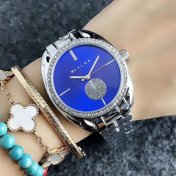 Il marchio di moda guarda le donne ragazza stile cristallo cinturino in acciaio metallo al quarzo con orologio logo M52236K
