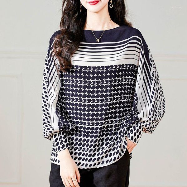 Blusas femininas 2023 primavera e outono estilo francês elegante deslocamento simplicidade uma linha gola xadrez impressão solta ocidental versátil