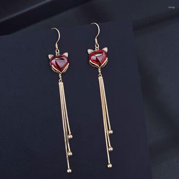 Orecchini pendenti con nappe carine per le donne Accessori per gioielli per feste di moda Stile cinese Bella gemma rossa con pendente lungo Orecchio a goccia