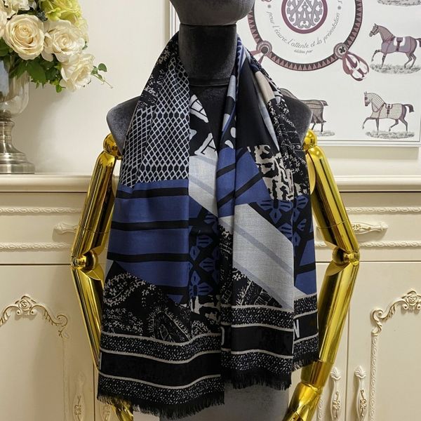 Quadratischer Schal für Damen, Scaves-Schal, 100 % Kaschmir-Material, dünn und weich, mit Buchstabenmuster, Größe 130–130 cm