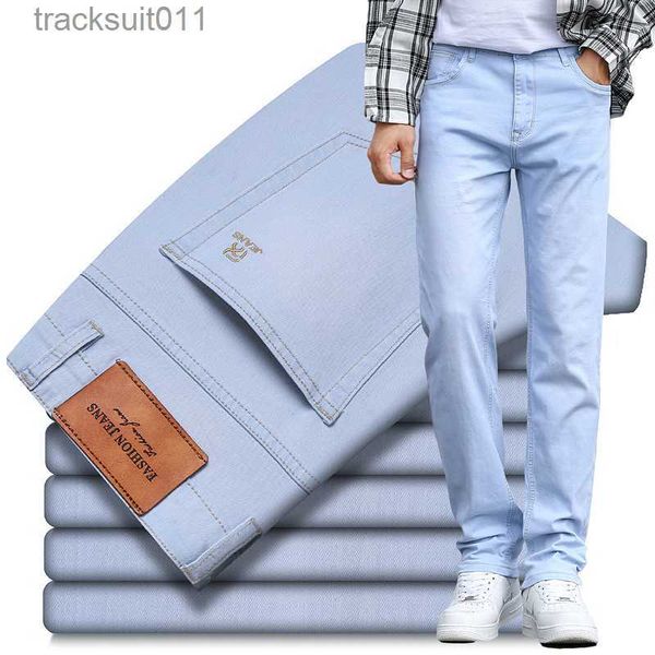 Jeans da uomo 2023 Autunno Nuovi uomini Cielo Blu Slim Stretch Jeans Stile classico Moda Casual Pantaloni in denim Pantaloni di marca L230926