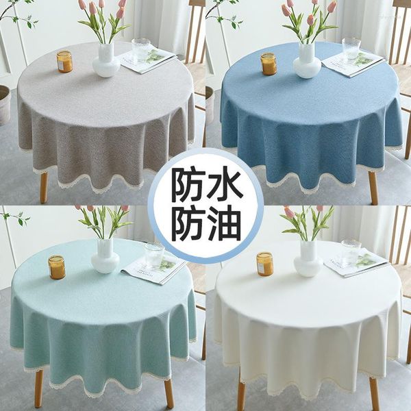 La nappe est imperméable, résistante à l'huile et lavable. Café de bureau rond