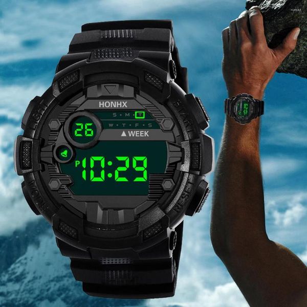 Armbanduhren Multifunktions-Digitaluhr Mann Sport Elektronische wasserdichte schwarze Handuhr Junge Lässige stoßfeste LED-Mode-Armbanduhr Männlich