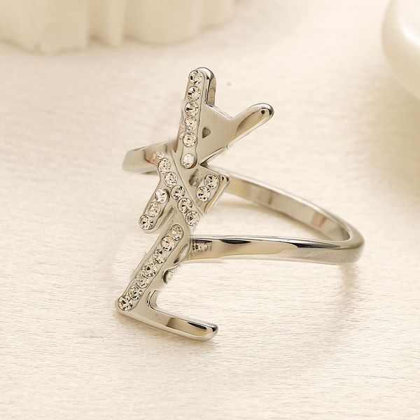 Designer YSLS Anelli a banda di lettere con marchio Donne CZ Diamond Silver Plasso inossidabile Acciaio Love Gioielli Forniture per matrimoni Anello Fine intagliato Anello di dito della taglia 6 7 8 9