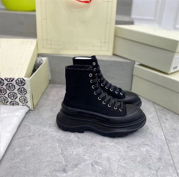 Scarpe da corsa casual di lusso Tread Slick Lace Up Sneaker Triple Nero Royal Rosso Piattaforma bassa Designer Sneakers Tela Gomma Outdoor Scarpe da ginnastica da donna Taglia 35-45