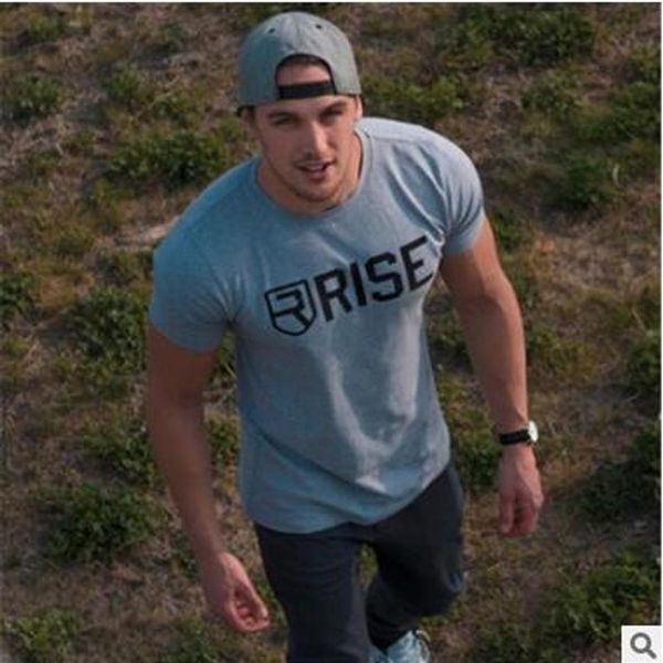 Neue Designer-Herren-Trainingskleidung RISE Bedruckte Turnhallen-T-Shirts Herren-Kurzarm-T-Shirt Muskel-Turnhallen-Fitnesskleidung Bodybuilding T298d